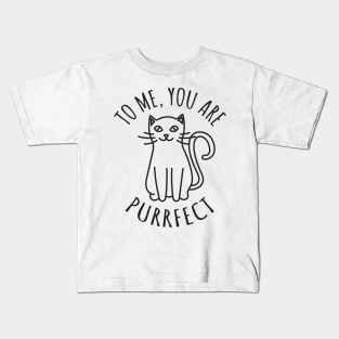 Love catually. To me, you are purrfect. Kids T-Shirt